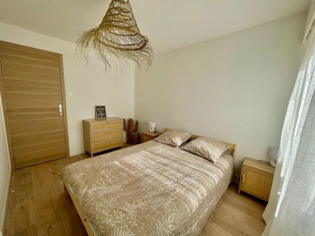 Apartment De La Pinede A La Plage Vue Mer Saint-Mandrier-sur-Mer